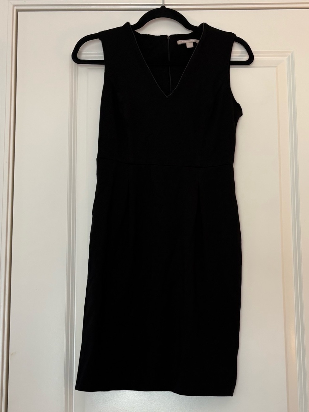 Banana Republic Women’s Classic Black Sheath Knee Length Dress
